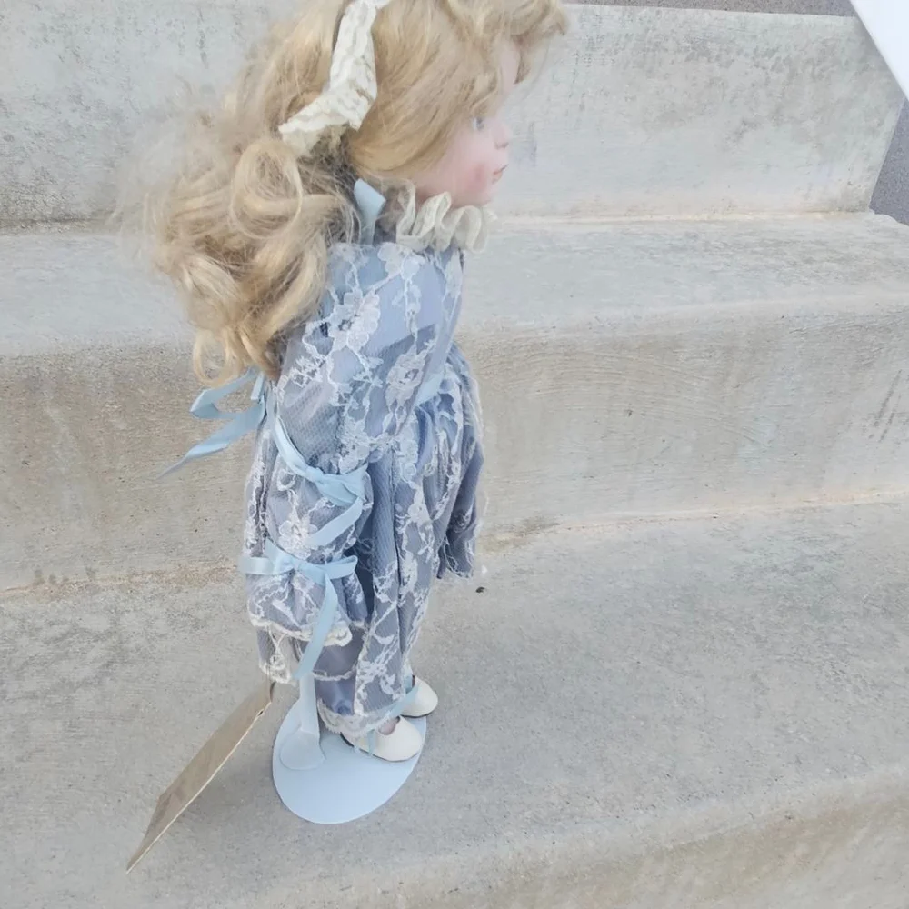 Girls Seymour Mann Blue & White Porcelain Doll One Size, Approximately 15" Tall - Picture 5 of 9